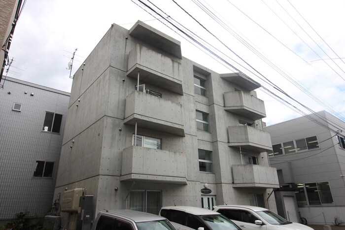 物件外観写真2　(外観写真)