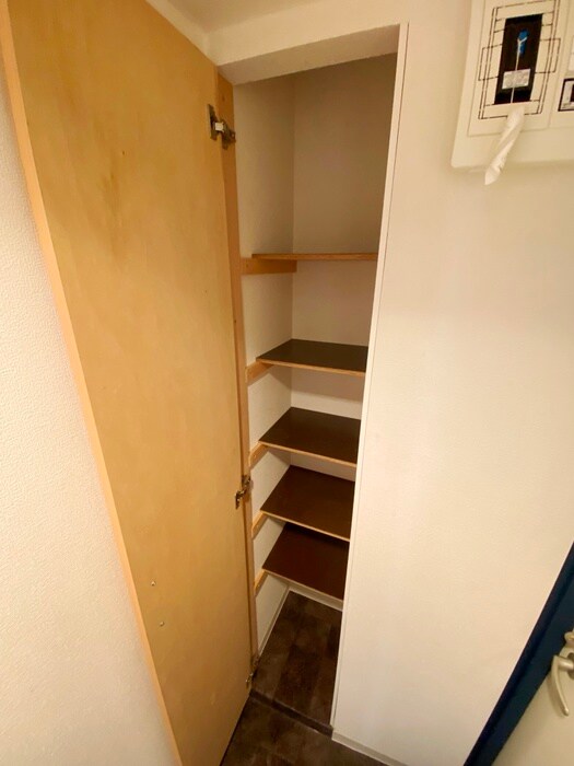 物件内観写真18　(靴箱)