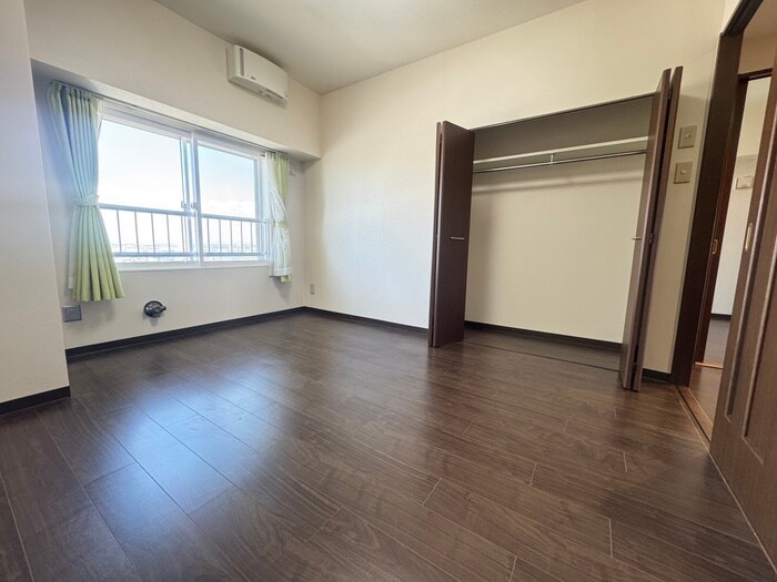 物件内観写真9　(居室)