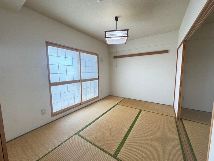 物件内観写真10　(居室)