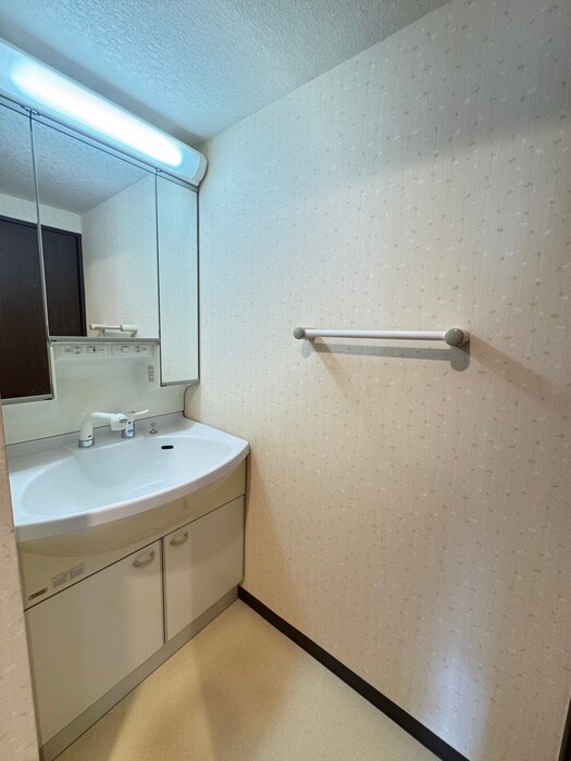 物件内観写真15　(洗面)