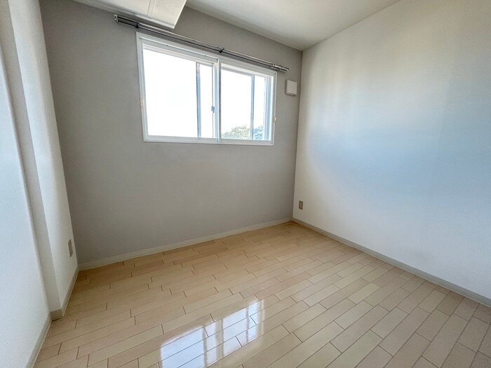 物件内観写真16　(居室)