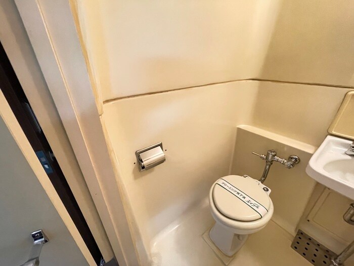 物件内観写真13　(トイレ)