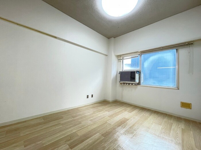 物件内観写真21　(居室)