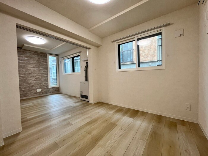 物件内観写真9　(居室)