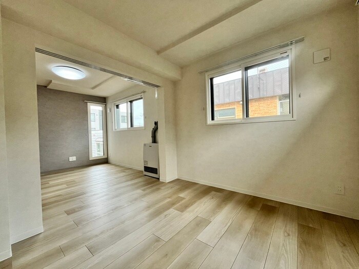 物件内観写真9　(居室)