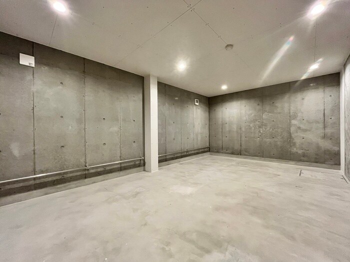 物件外観写真5　(駐輪場)