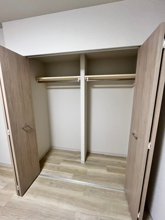 物件内観写真11　(収納)