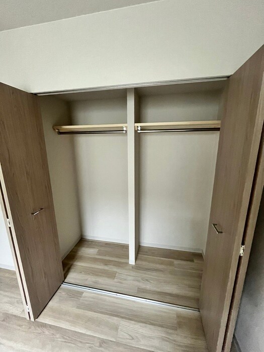 物件内観写真11　(収納)