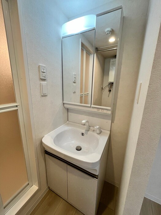 物件内観写真13　(洗面)