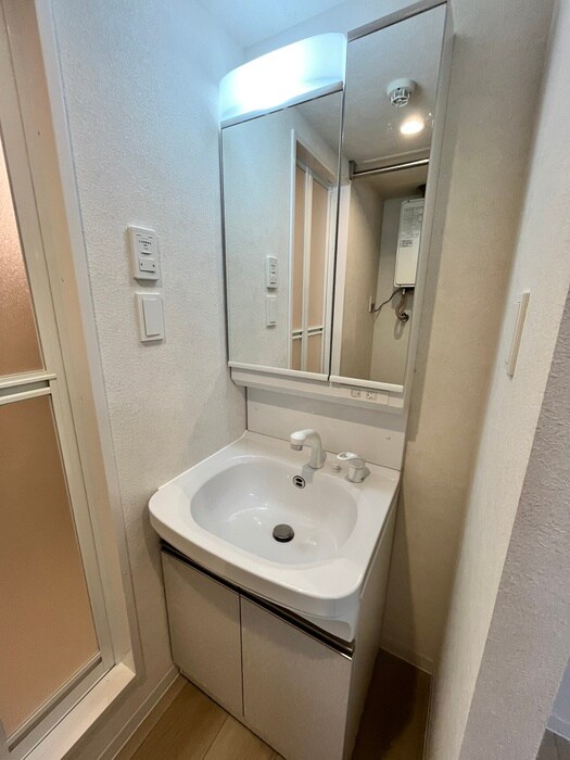 物件内観写真13　(洗面)