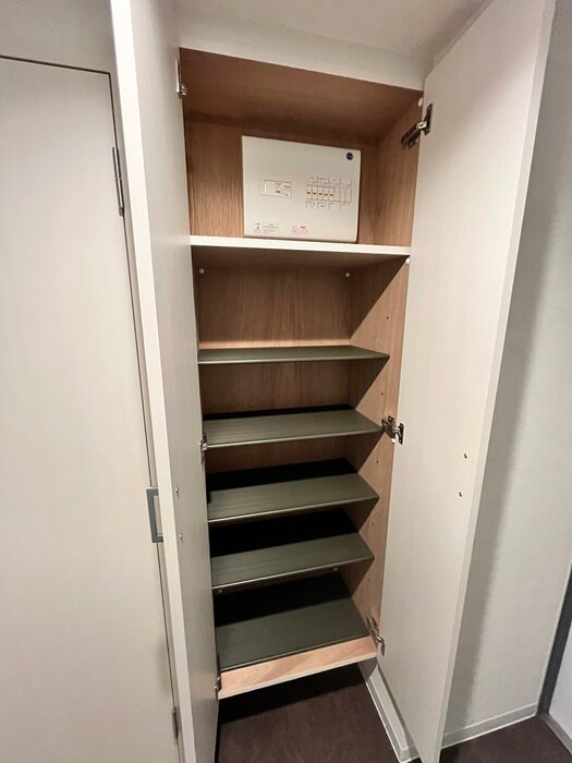 物件内観写真17　(靴箱)