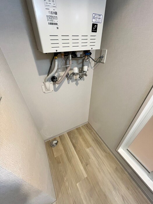 物件内観写真18　(洗濯機置場)