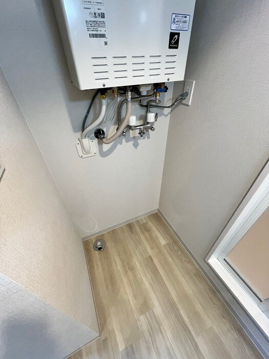 物件内観写真18　(洗濯機置場)