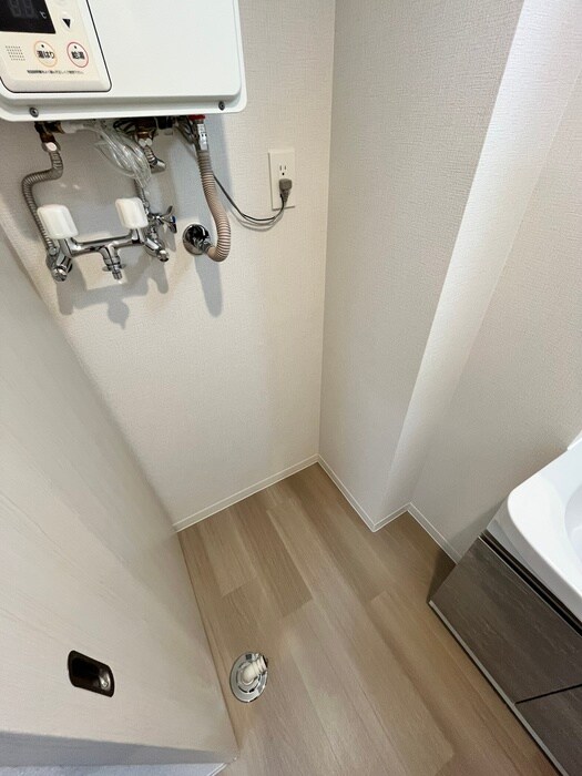 物件内観写真18　(洗濯機置場)
