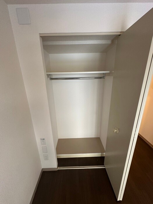 物件内観写真11　(収納)