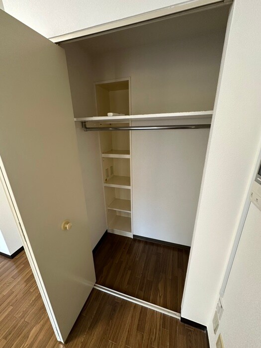 物件内観写真11　(収納)