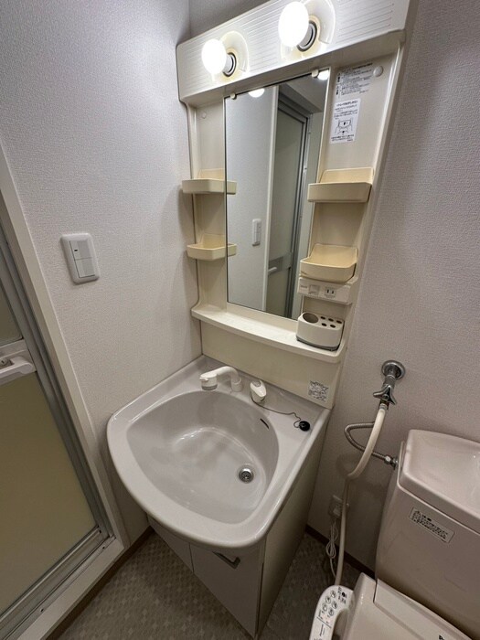 物件内観写真13　(洗面)