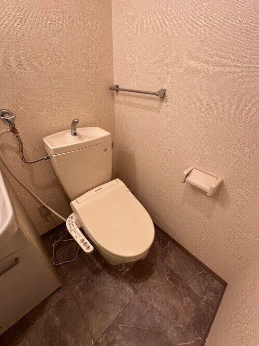 物件内観写真14　(トイレ)