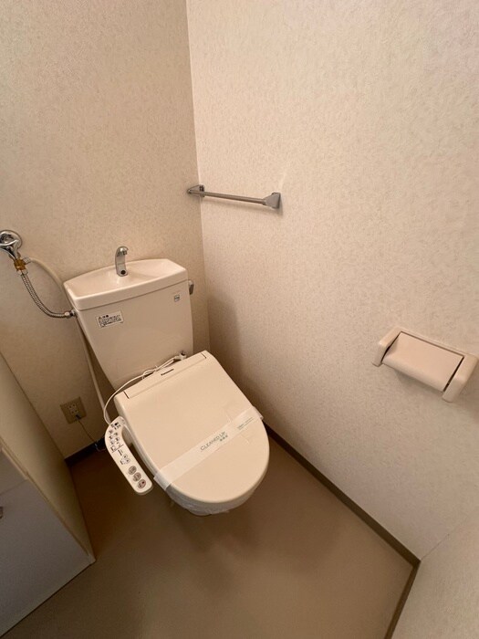 物件内観写真14　(トイレ)