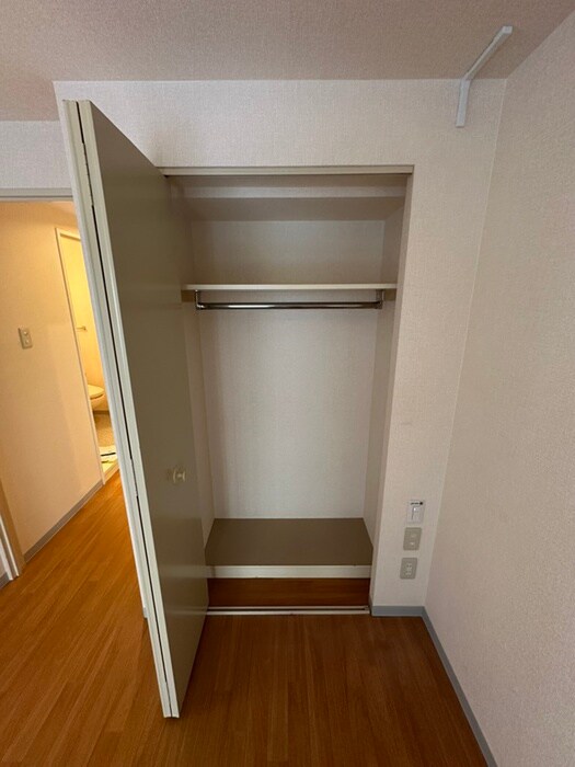 物件内観写真15　(収納)
