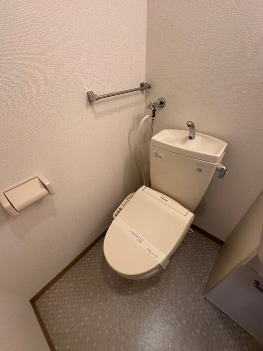 物件内観写真15　(トイレ)