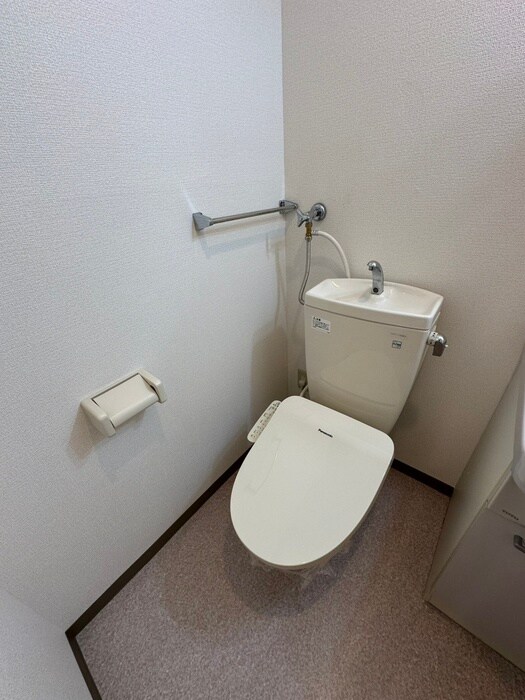 物件内観写真16　(トイレ)