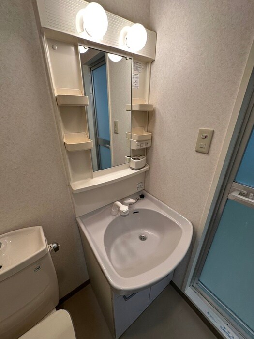 物件内観写真16　(洗面)