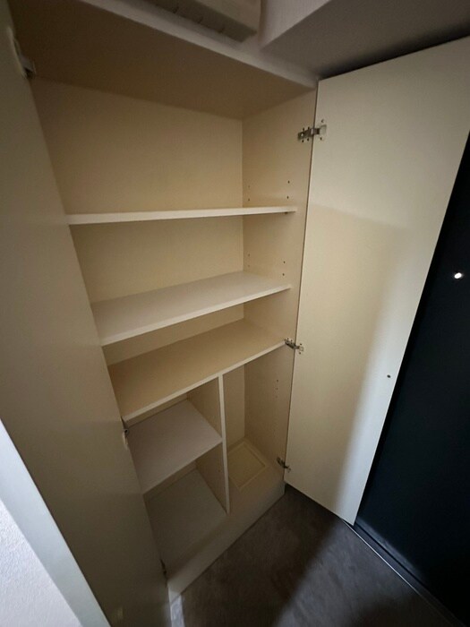 物件内観写真18　(靴箱)