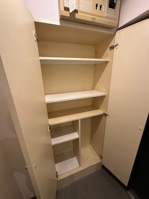 物件内観写真19　(靴箱)