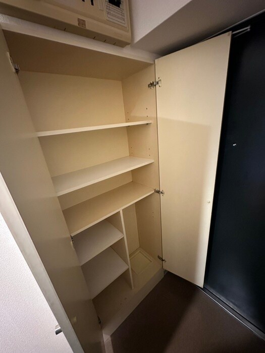 物件内観写真19　(靴箱)