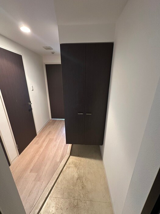 物件内観写真19　(玄関)