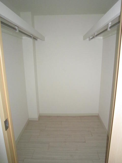 物件内観写真13　(収納)