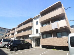 アベニュー月寒東外観写真