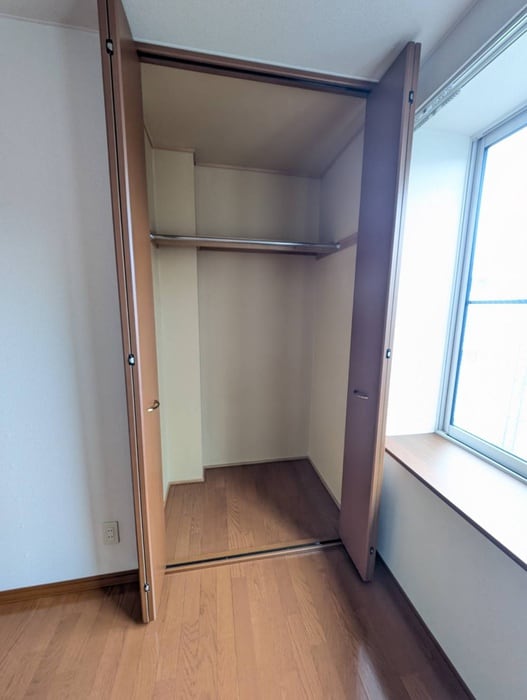 物件内観写真18　(収納)