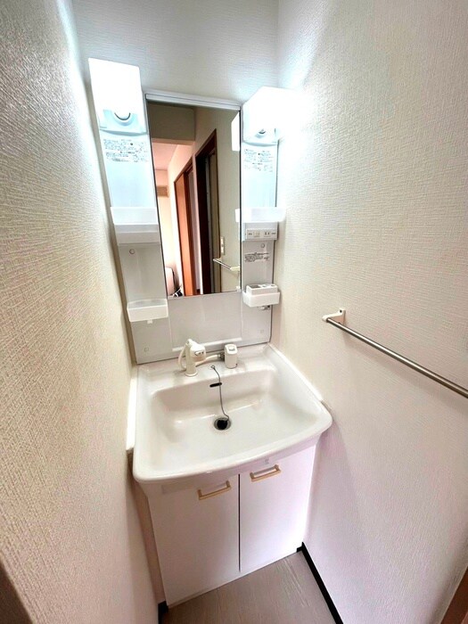 物件内観写真17　(洗面)