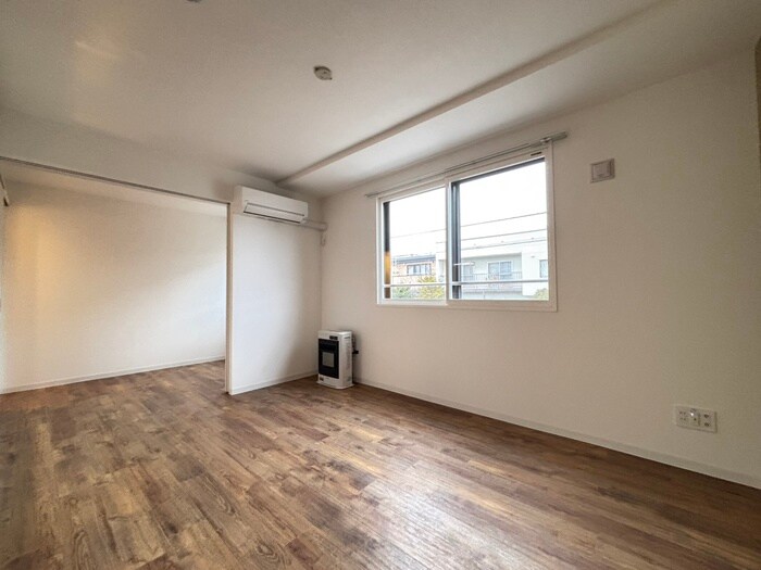 物件内観写真6　(居室)