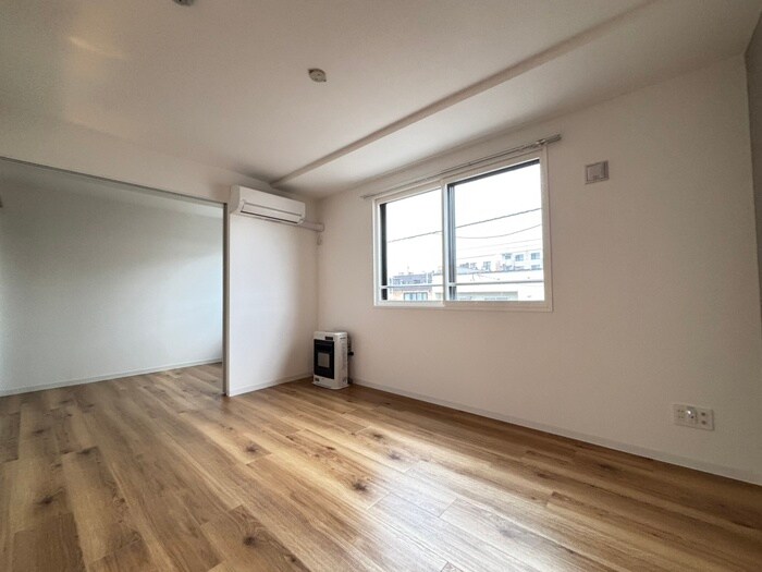 物件内観写真7　(居室)