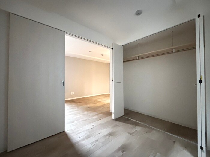 物件内観写真10　(居室)