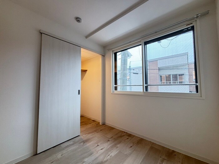 物件内観写真11　(居室)