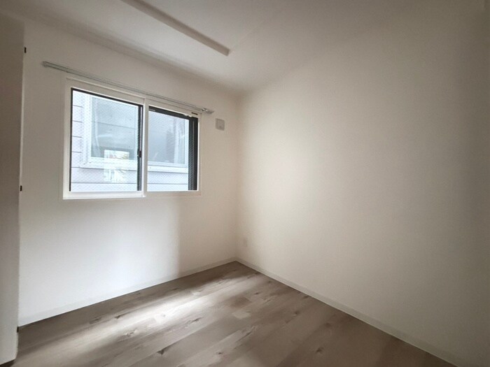 物件内観写真11　(居室)