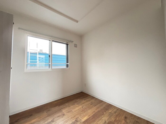 物件内観写真11　(居室)