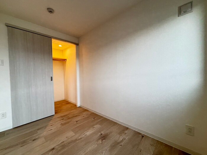 物件内観写真11　(居室)