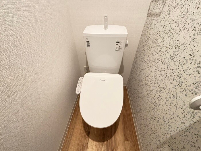 物件内観写真14　(トイレ)