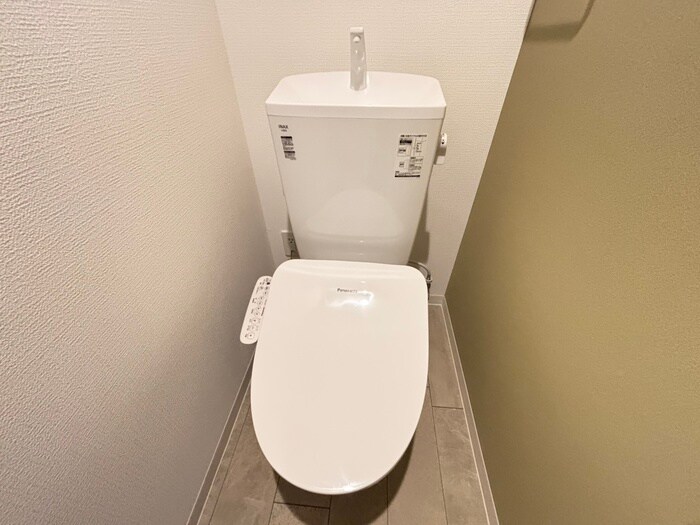 物件内観写真14　(トイレ)