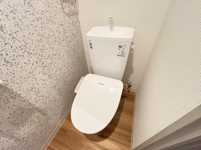 物件内観写真14　(トイレ)