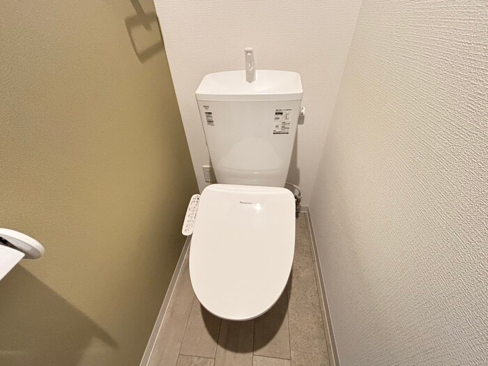 物件内観写真14　(トイレ)