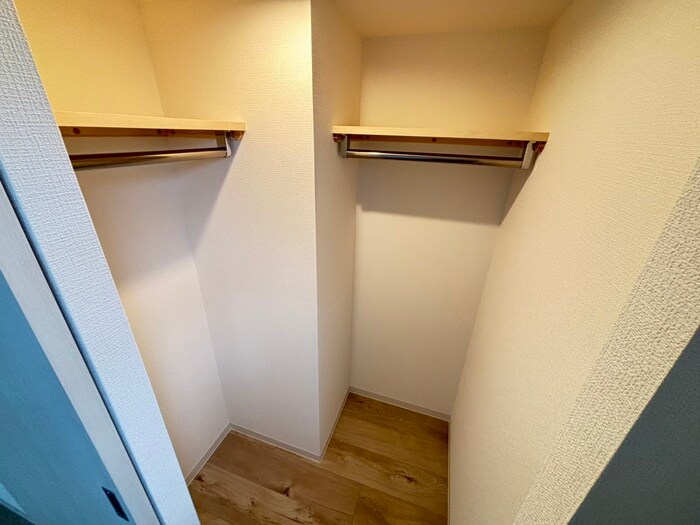 物件内観写真16　(収納)
