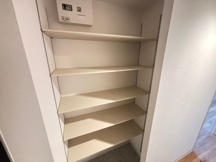 物件内観写真18　(靴箱)