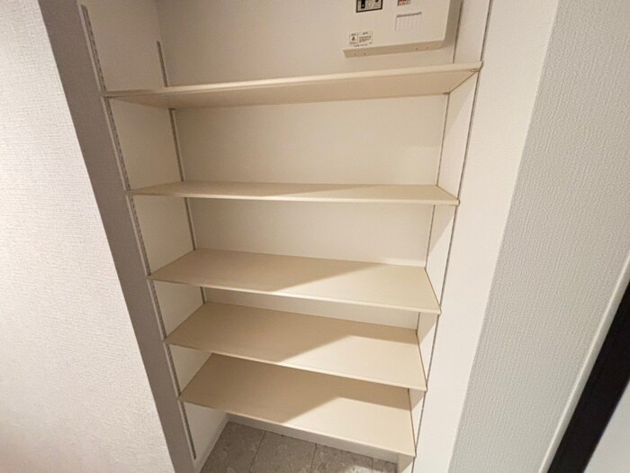 物件内観写真18　(靴箱)